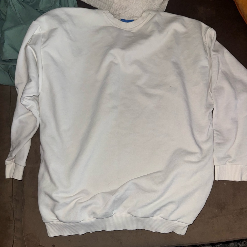 Adidas White Crewneck Sweatshirt With Pockets - Picture 5 of 8